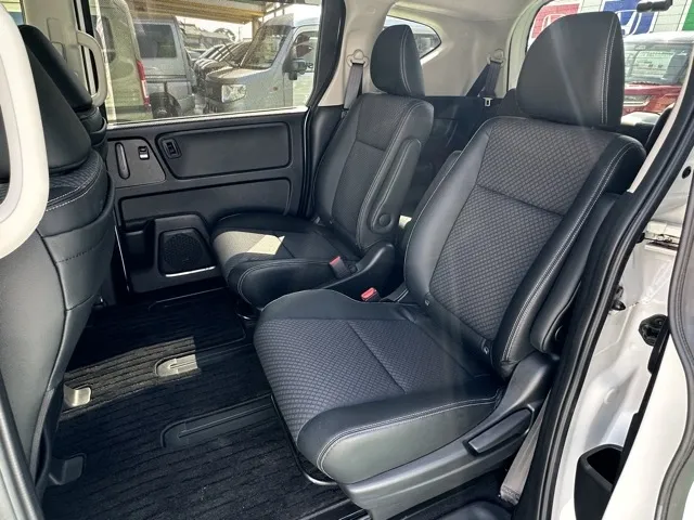 フリード(ホンダ)G Sパッケージ中古車 4