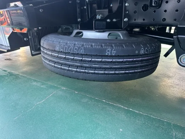 キャンター(三菱)Wキャブ　２ｔ　５ＭＴ登録済未使用車 9