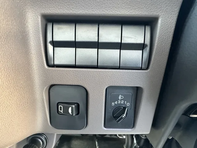 キャンター(三菱)Wキャブ　２ｔ　５ＭＴレンタ登録済未使用車 20