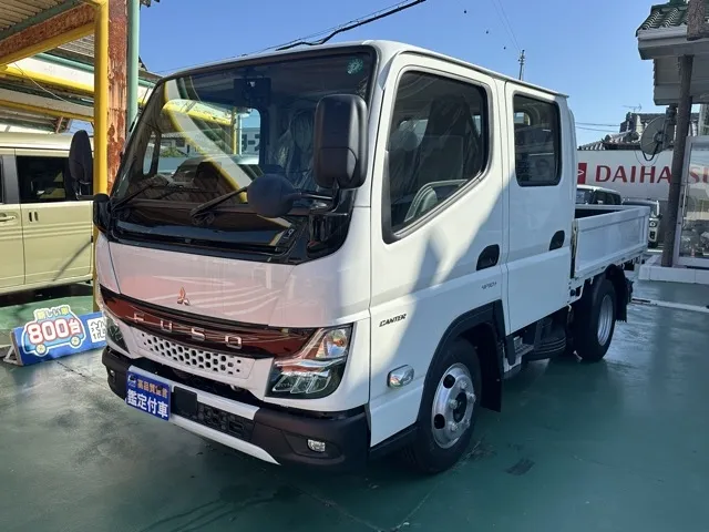 キャンター(三菱)Wキャブ　２ｔ　５ＭＴレンタ登録済未使用車 1