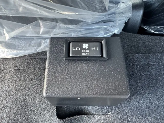 キャンター(三菱)Wキャブ　２ｔ　５ＭＴレンタ登録済未使用車 6