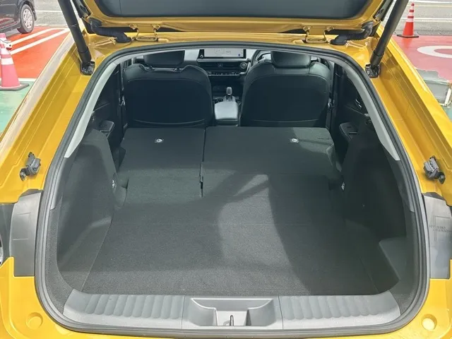 プリウス(トヨタ)Z中古車 9