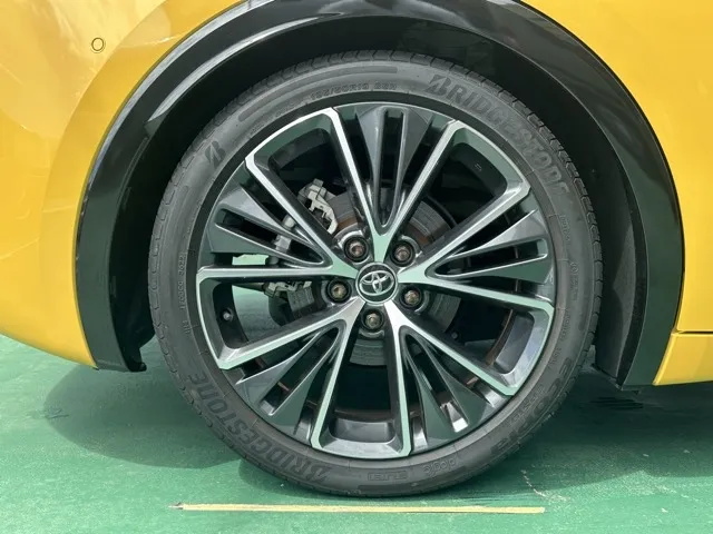 プリウス(トヨタ)Z中古車 12