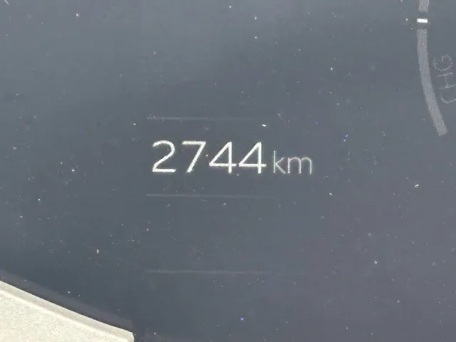 プリウス(トヨタ)Z中古車 27