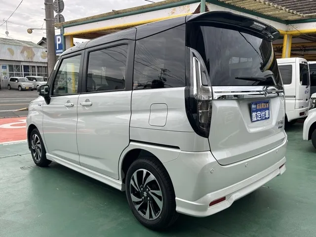 ソリオ(スズキ)ハイブリッドMV登録済未使用車 2