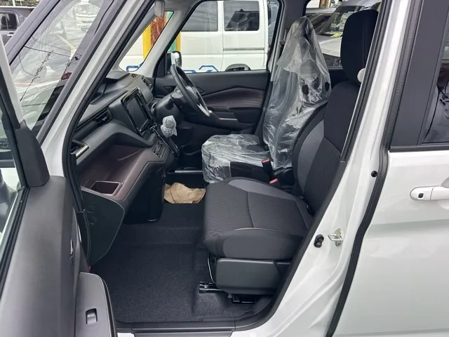 ソリオ(スズキ)ハイブリッドMV登録済未使用車 3