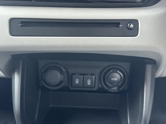 スイフト(スズキ)ハイブリッドMZ 全方位ナビディーラ-試乗車 16