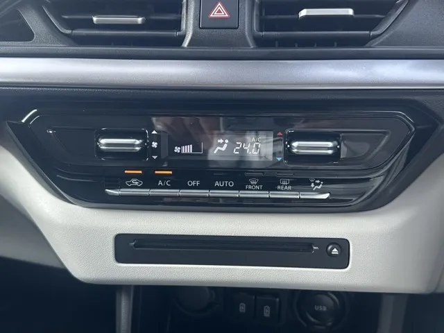 スイフト(スズキ)ハイブリッドMZ 全方位ナビディーラ-試乗車 17