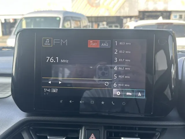 スイフト(スズキ)ハイブリッドMZ 全方位ナビディーラ-試乗車 22