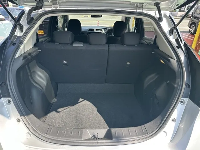 リーフ(ニッサン)Ｘ中古車 9