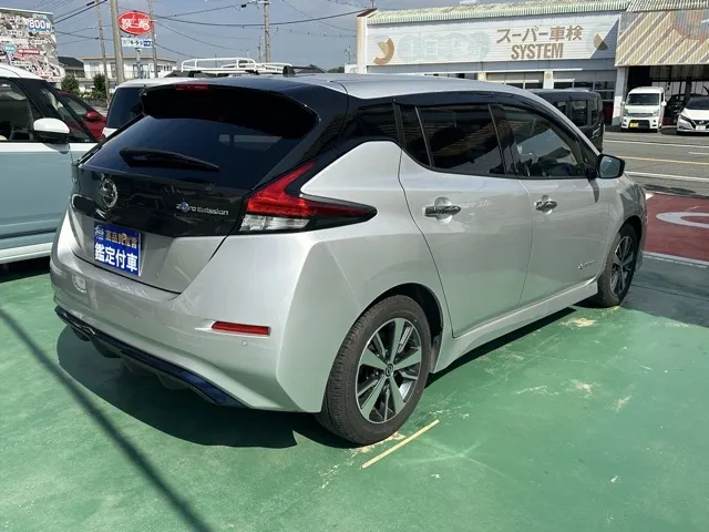リーフ(ニッサン)Ｘ中古車 11