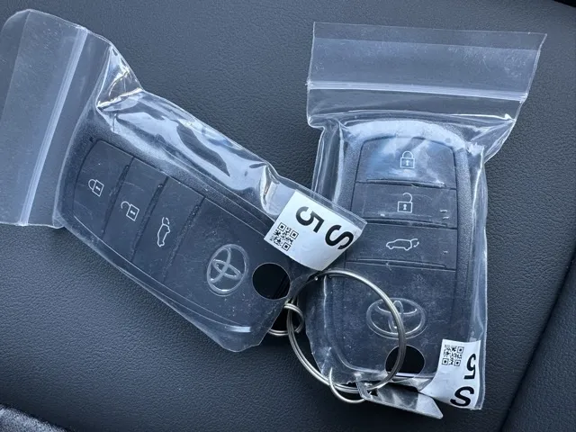 ハリアー(トヨタ)Gタイプ登録済未使用車 28