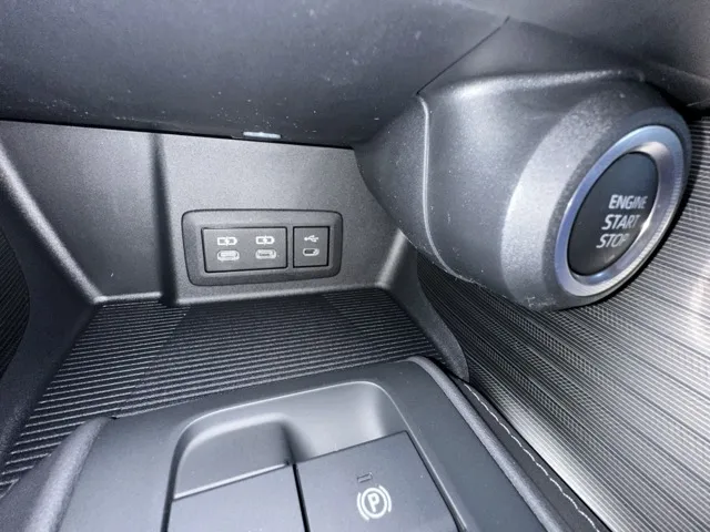 ハリアー(トヨタ)Gタイプ登録済未使用車 18