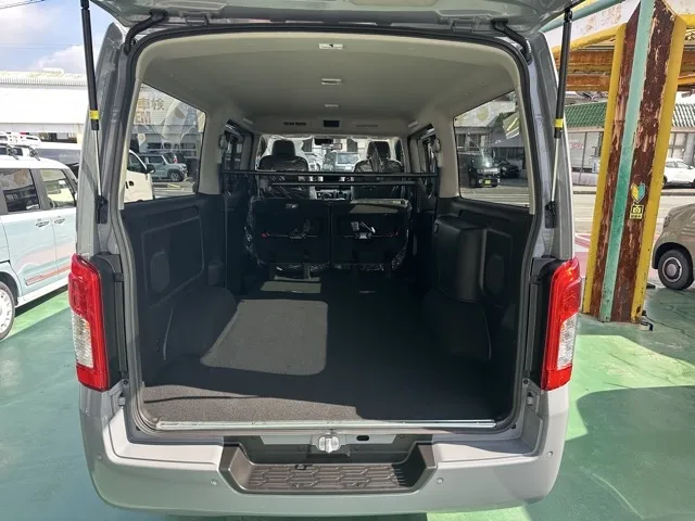 キャラバン(ニッサン)2.0 ロングGRANDプレミアム GX登録済未使用車 12