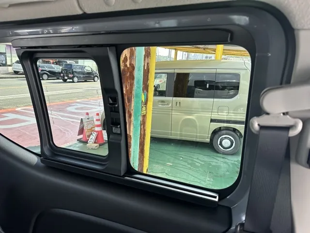 キャラバン(ニッサン)2.0 ロングGRANDプレミアム GX登録済未使用車 13