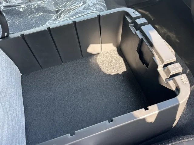 キャラバン(ニッサン)2.0 ロングGRANDプレミアム GX登録済未使用車 24