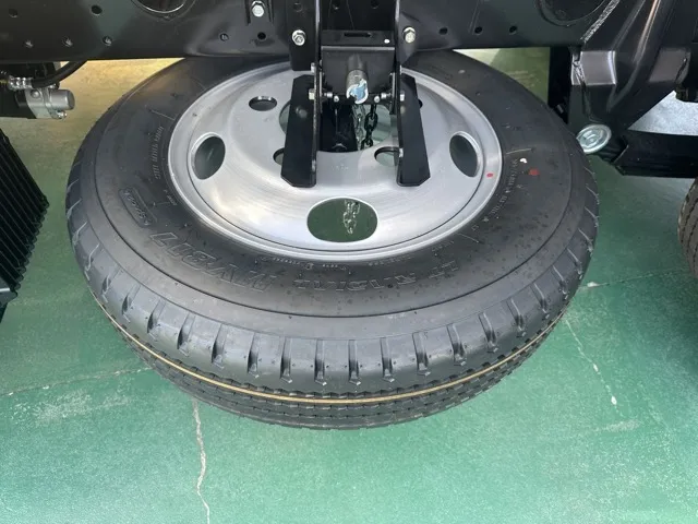 キャンター(三菱)全低床キョウカダンプ ３ｔレンタ登録済未使用車 9