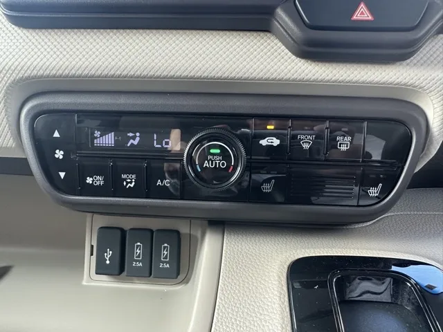 N-BOX(ホンダ)G-Lホンダセンシング中古車 18