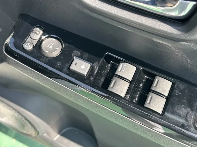 N-ONE(ホンダ)オリジナル スタイルプラスアーバン中古車 11