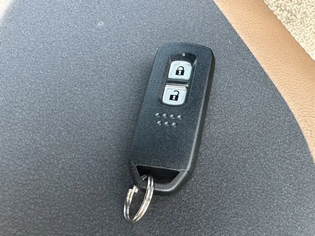 N-ONE(ホンダ)オリジナル スタイルプラスアーバン中古車 12