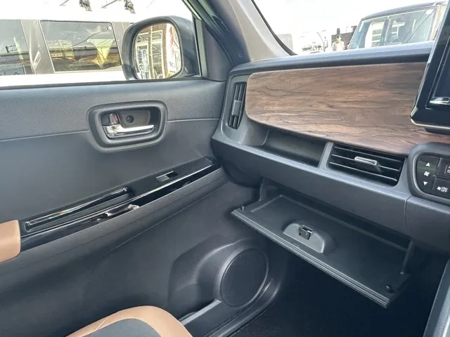 N-ONE(ホンダ)オリジナル スタイルプラスアーバン中古車 26