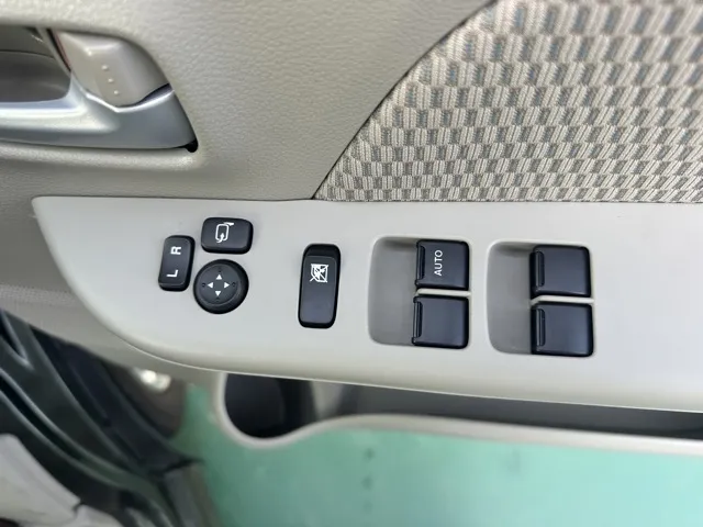 クリッパー(ニッサン)E  ハイルーフ ４WD中古車 12