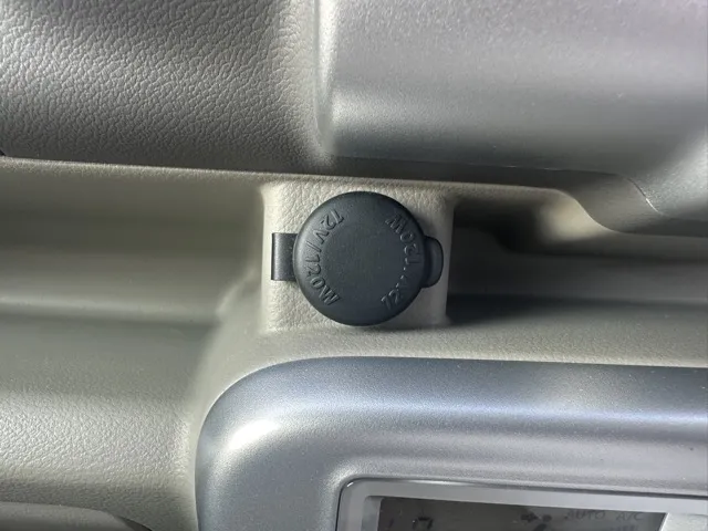 クリッパー(ニッサン)E  ハイルーフ ４WD中古車 19