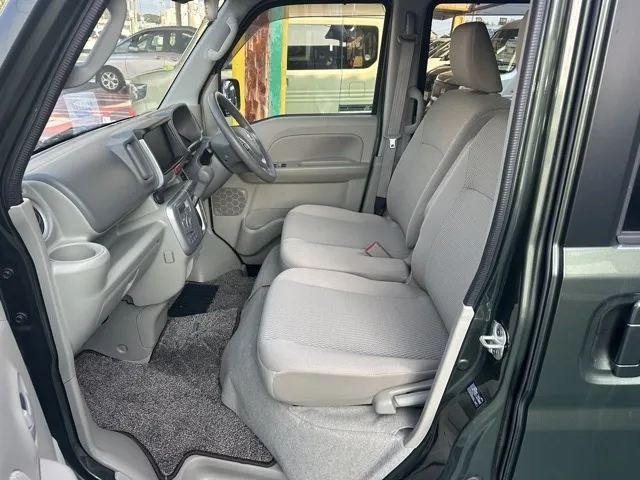 クリッパー(ニッサン)E  ハイルーフ ４WD中古車 3