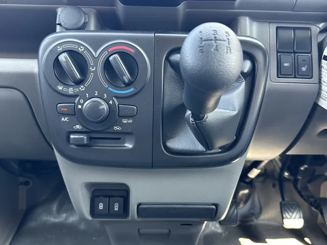 エブリイ(スズキ)PC 4WD 5MT中古車 15