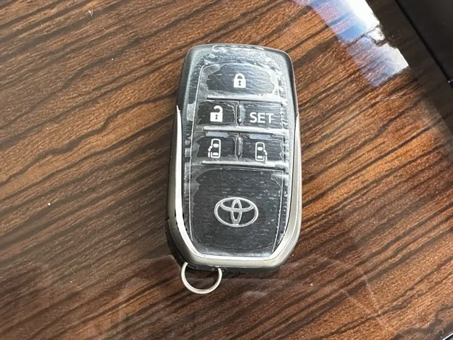 グランエース(トヨタ)G 8人中古車 28