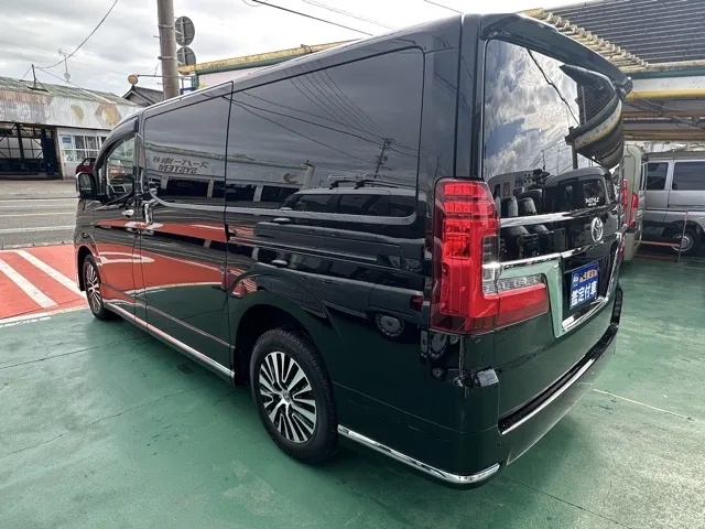 グランエース(トヨタ)G 8人中古車 2