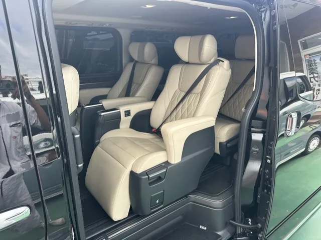グランエース(トヨタ)G 8人中古車 4