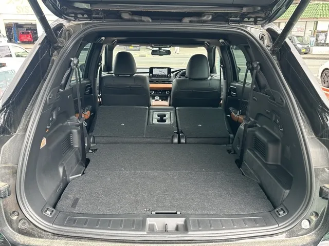 アウトランダー(三菱)P中古車 9
