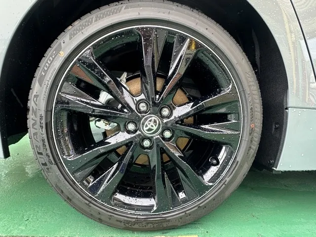 カローラ(トヨタ)ハイブリッド アクティブスポーツ登録済未使用車 12