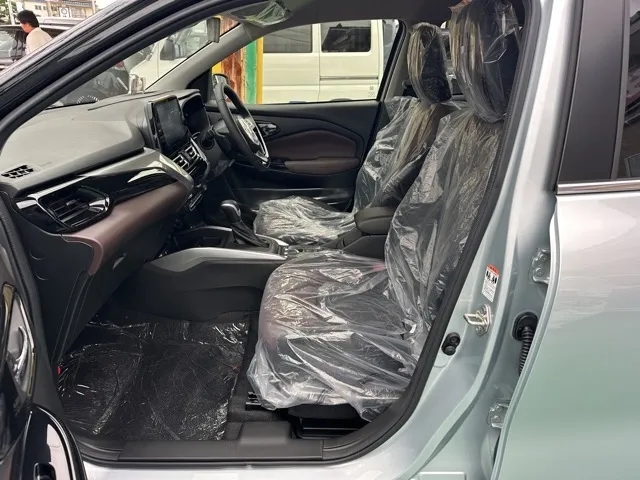 フロンクス(スズキ)ベースグレード登録済未使用車 3