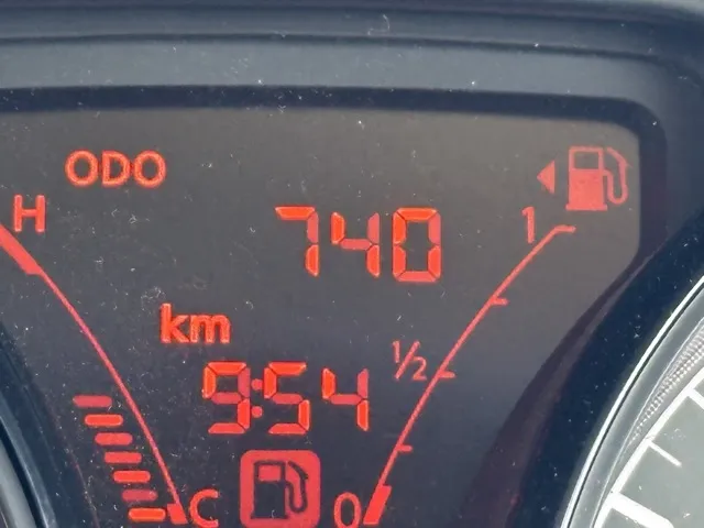 ノート(ニッサン)Ｘ中古車 27