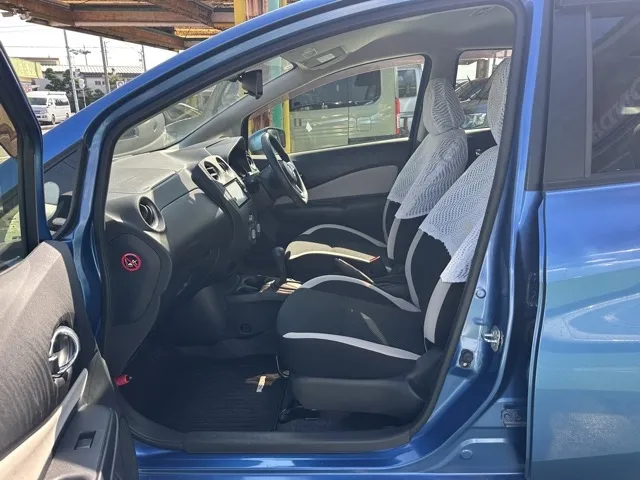 ノート(ニッサン)Ｘ中古車 3