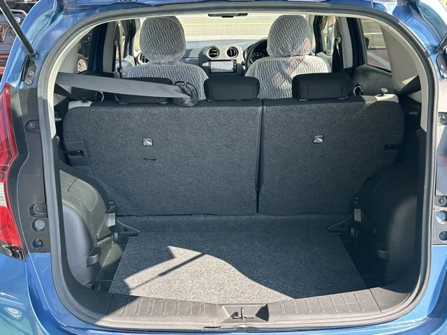 ノート(ニッサン)Ｘ中古車 8