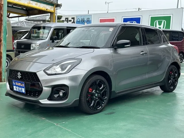 スイフト(スズキ)ファイナルエディション登録済未使用車 1