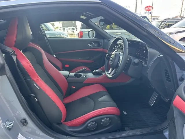 フェアレディZ(ニッサン)バージョンST AT中古車 27