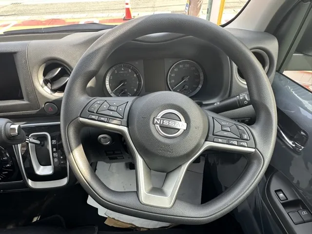 キャラバン(ニッサン)ロング プレミアムGX アウトドアブラックED登録済未使用車 8