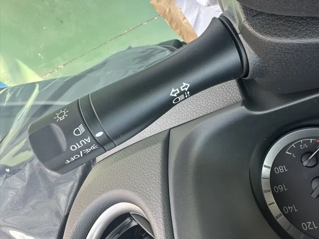 キャラバン(ニッサン)ロング プレミアムGX アウトドアブラックED登録済未使用車 19