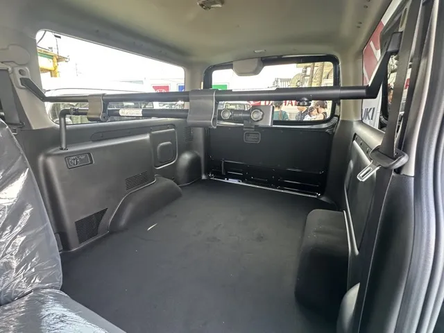 キャラバン(ニッサン)ロング プレミアムGX アウトドアブラックED登録済未使用車 8