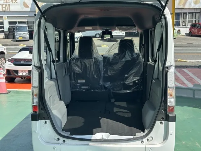 N-VAN(ホンダ)e L4届出済未使用車 10