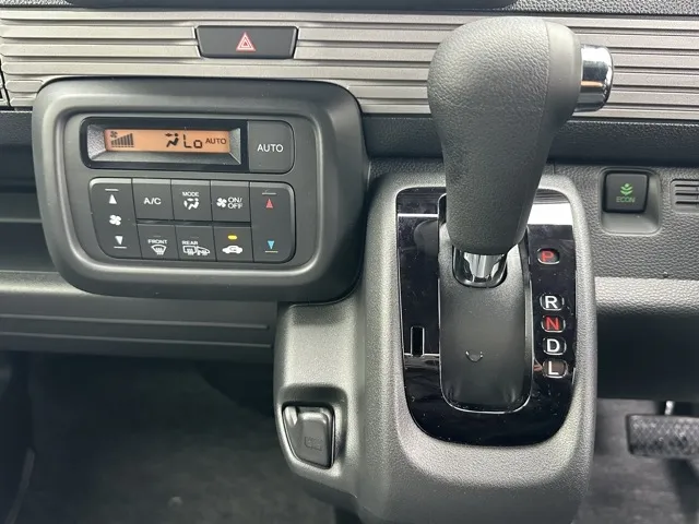 N-VAN(ホンダ)FUNターボ 4WD届出済未使用車 18