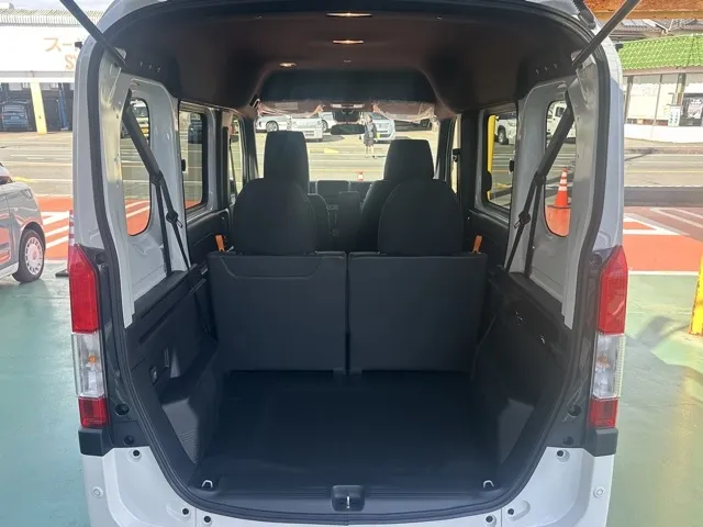 N-VAN(ホンダ)FUN 4WD届出済未使用車 9