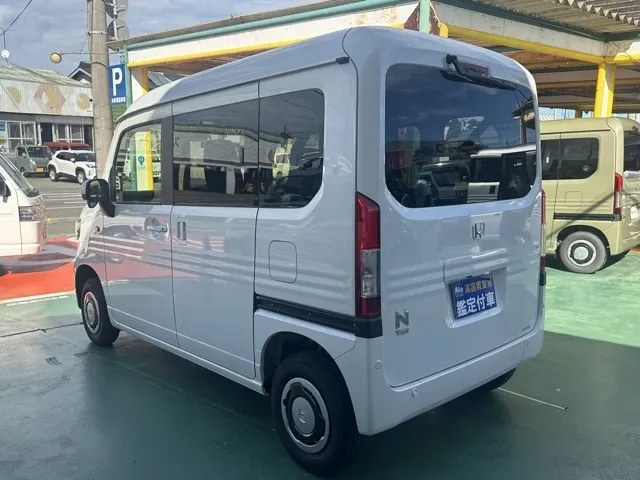 N-VAN(ホンダ)FUN 4WD届出済未使用車 2