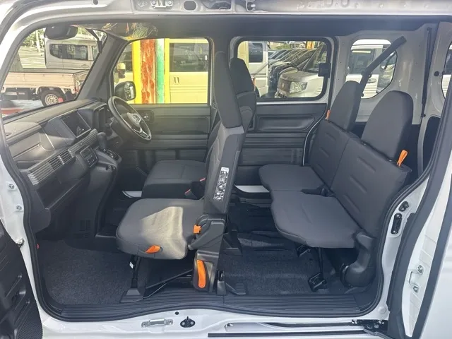 N-VAN(ホンダ)FUN 4WD届出済未使用車 4