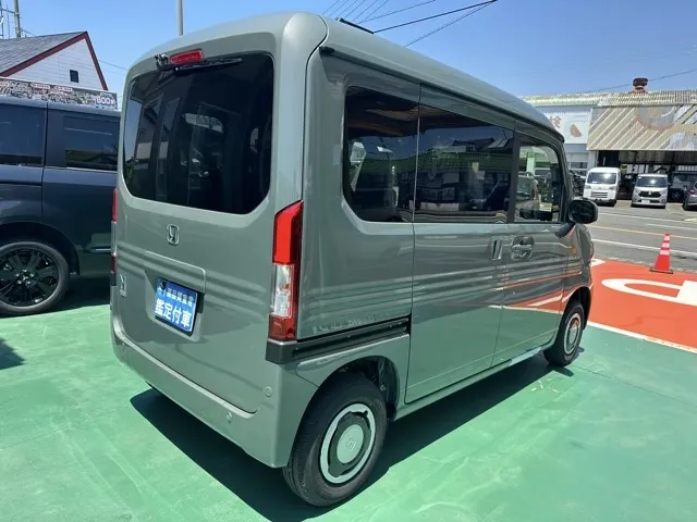 N-VAN(ホンダ)FUN MT 4WD届出済未使用車 12