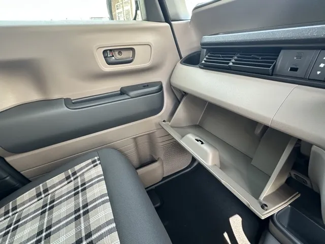 N-BOX(ホンダ)JOY届出済未使用車 22